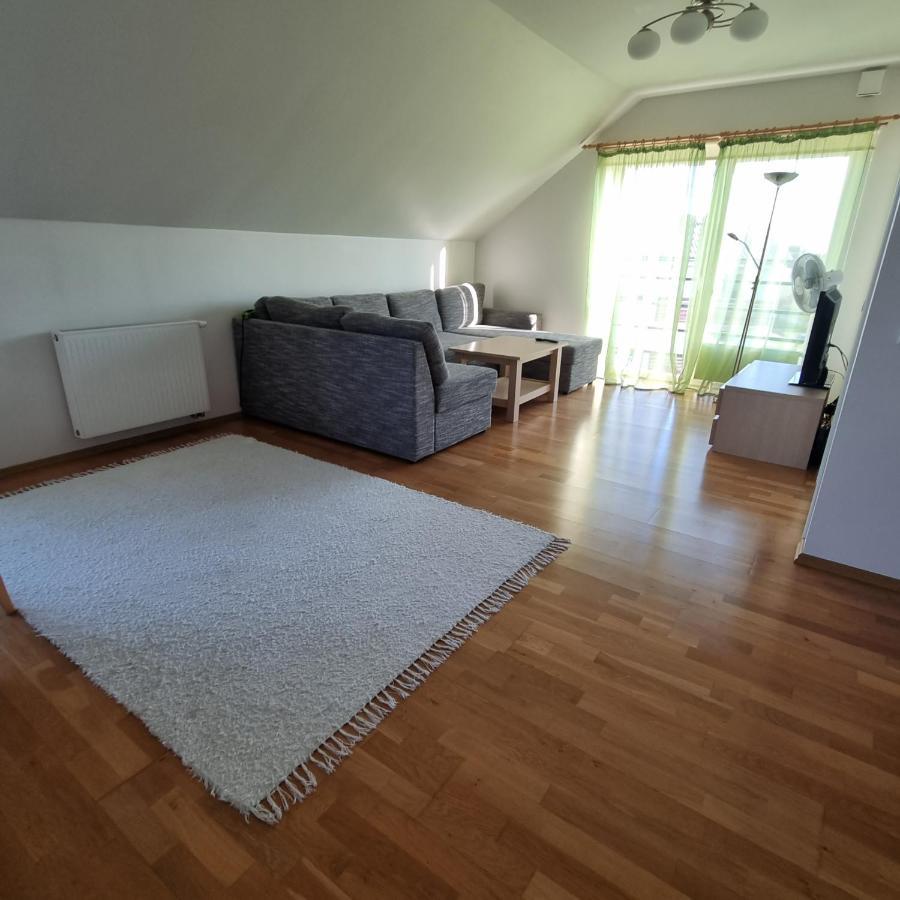 Juuli Apartament كوريسارِ المظهر الخارجي الصورة