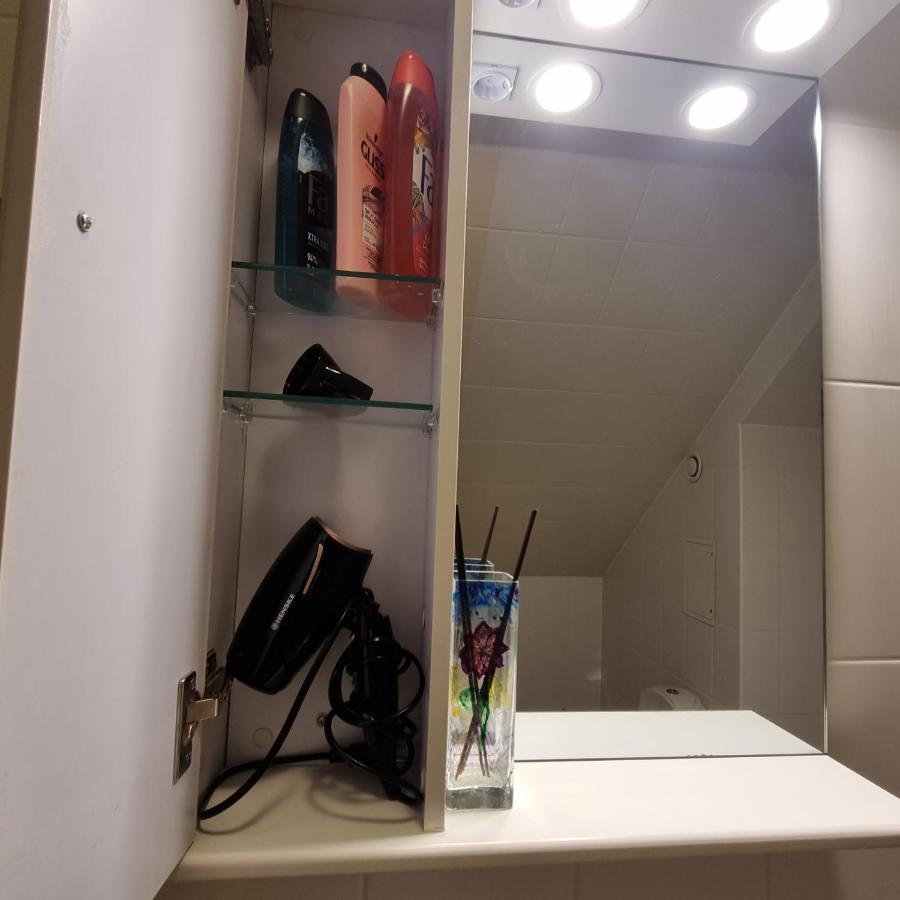 Juuli Apartament كوريسارِ المظهر الخارجي الصورة